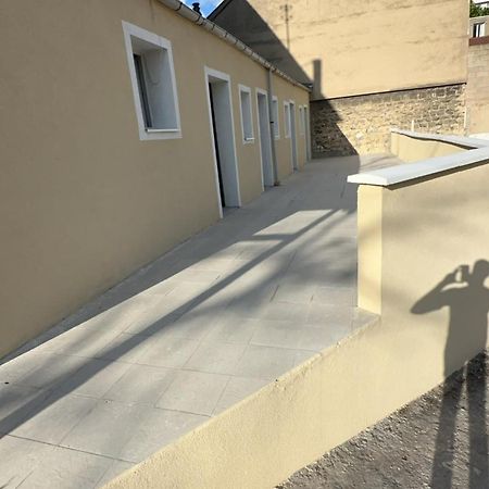 מלון L'Ile-Saint-Denis Chez Michel מראה חיצוני תמונה